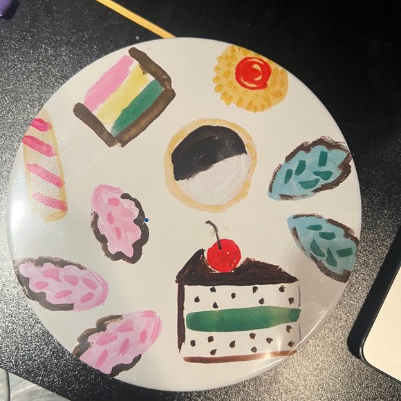 kate spade one smart cookie tin with 3 cookie cutters nwot *PLEASE READ* - Picture 2 of 11